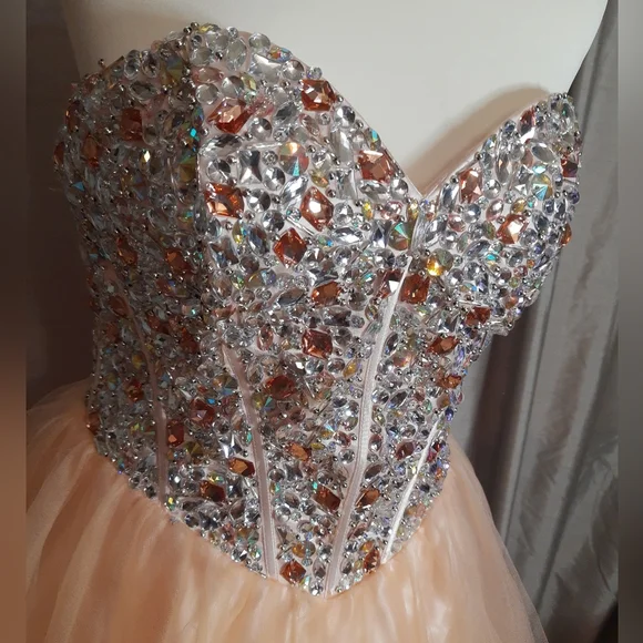 Bejeweled peach sweetheart short full skirt prom / party dress Goya London 10-12 - Picture 3 of 16